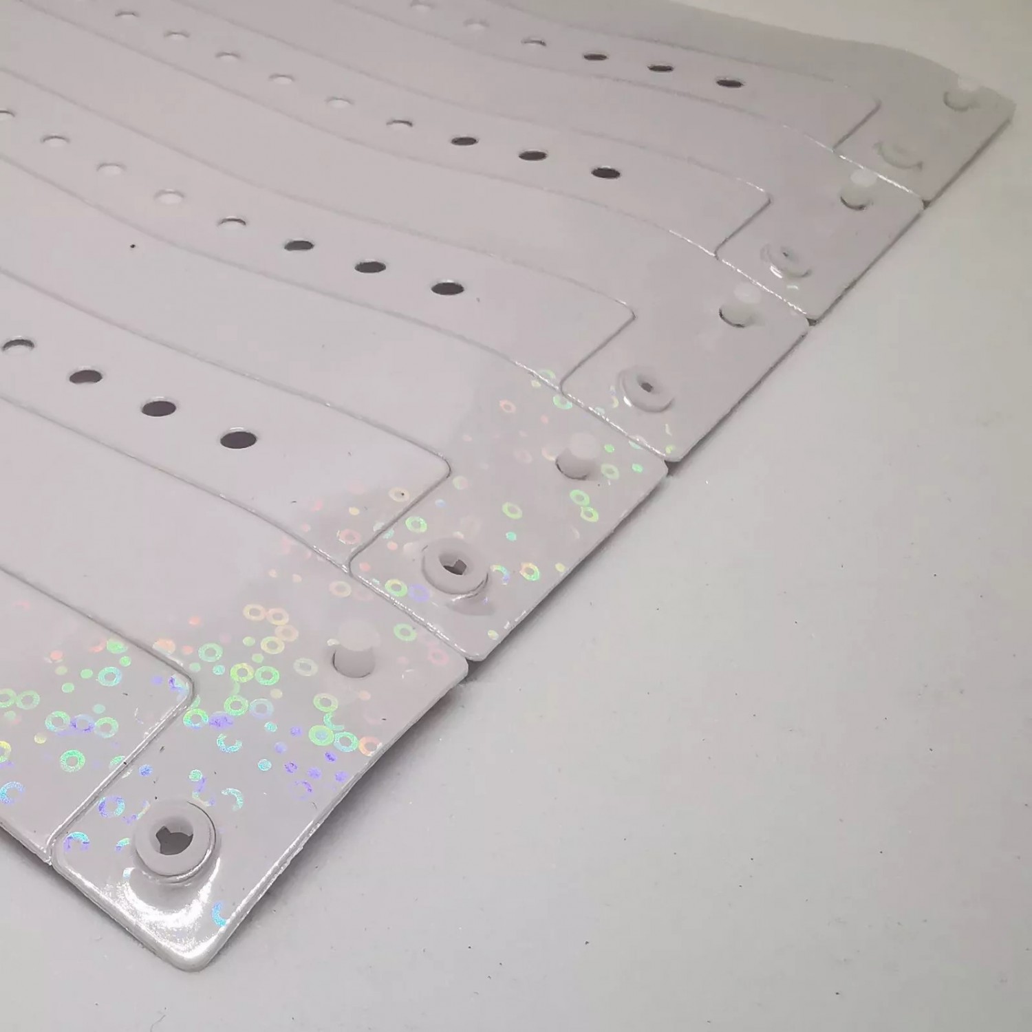 Hologrāfiskās plastikāta (vinyla) kontroles aproces,  100 gb.