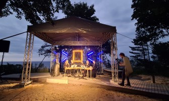 Kokļu koncerta ieraksts jūras krastā Kokļu koncerta ieraksts jūras krastā